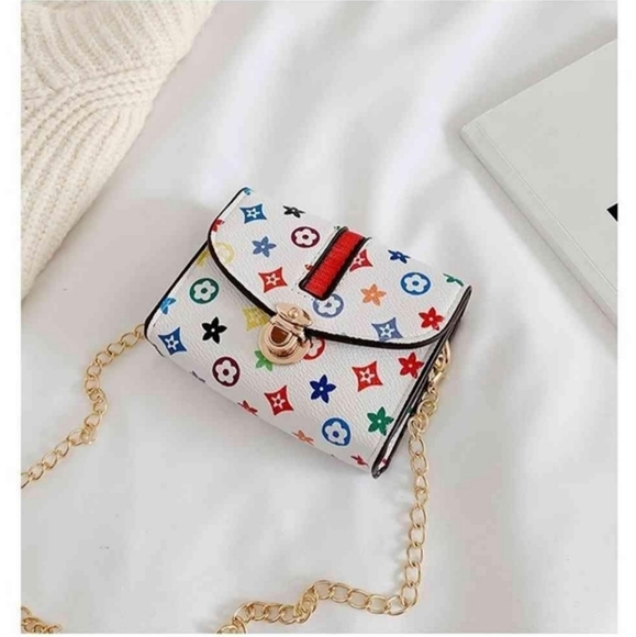 NEW FASHIONABLE MINI 👛 - Picture 4 of 10